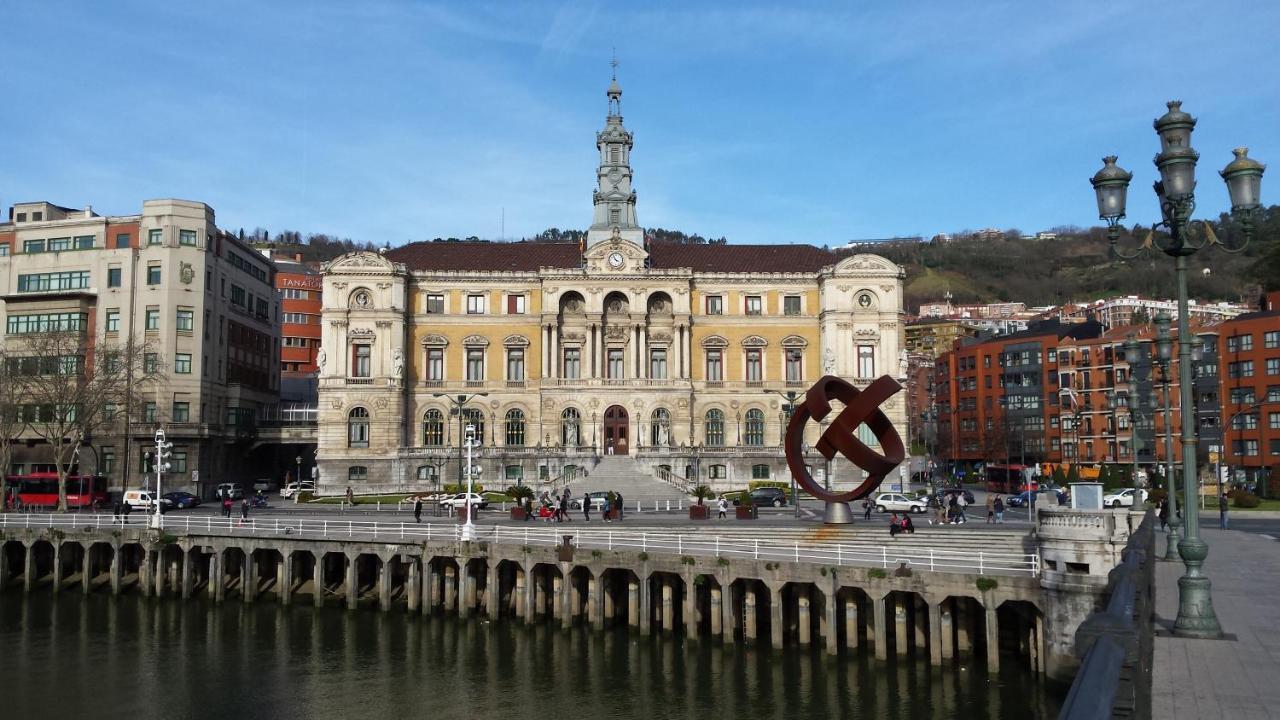 Lux Cityhall + Parking Bilbao Dış mekan fotoğraf