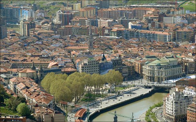 Lux Cityhall + Parking Bilbao Dış mekan fotoğraf